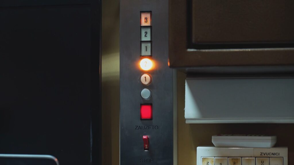 undergraund-lista-2-1024x576 Intervju - Lidija Špegar: Kako prihvatiti smrt kao sastavni deo života