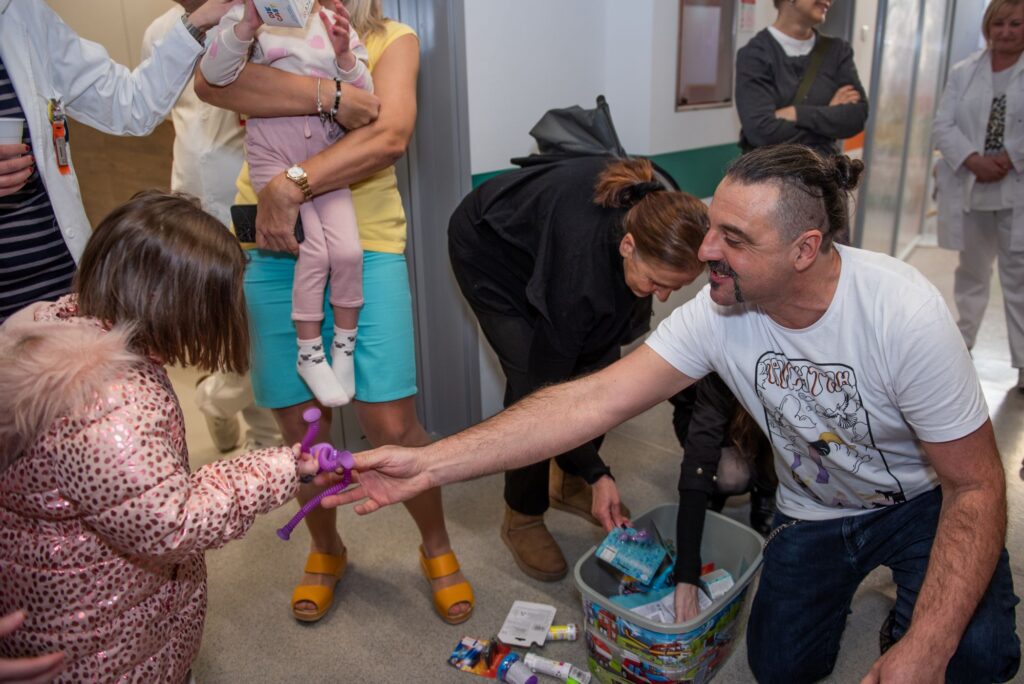 FSFF-i-KCB-za-malisane-onkologije_Foto-Daniela-Radojkovic-5-1024x684 Peta godina humanitarnog rada Festivala srpskog filma fantastike i Kulturnog centra Beograda