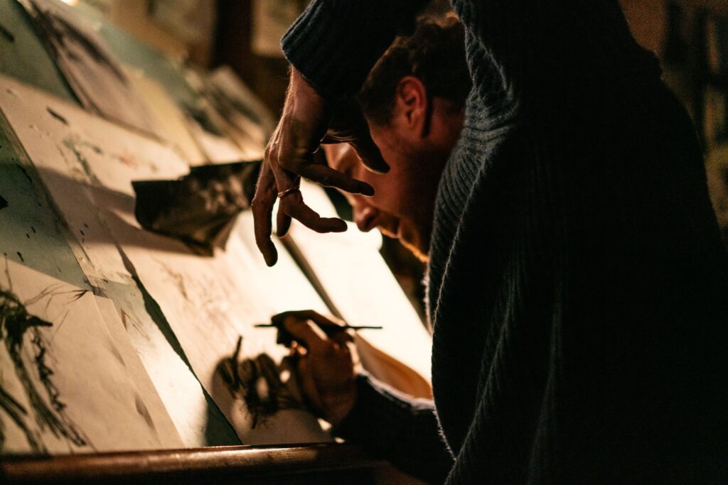 Kadar-iz-filma-Pernato-stvorenje_foto-THE-BRITISH-FILM-INSTITUTE-CHANNEL-FOUR-TELEVISION-CORPORATION-1024x683 Beograd Film Festival donosi filmove sa Anđelinom Džoli, Džodi Foster, Benediktom Kamberbačom i Džesikom Čestejn