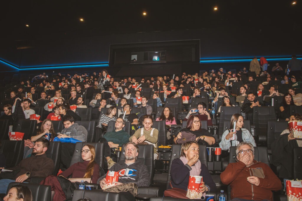 651040144_122167564148827990_443653567690083689_n-1024x683 FILM KAKAV DUGO NISMO IMALI! – KRITIČARI „PROJEKAT OČAJNIČKI POKUŠAJ“ NAZIVAJU SF FILMOM GODINE