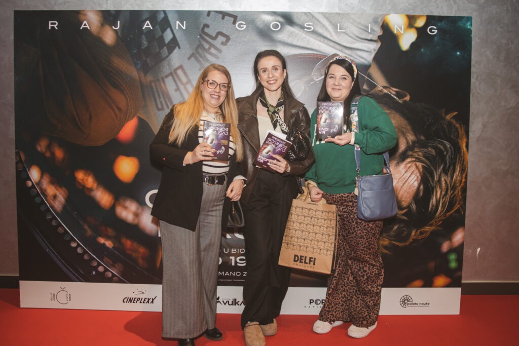 influenseri-1024x683 FILM KAKAV DUGO NISMO IMALI! – KRITIČARI „PROJEKAT OČAJNIČKI POKUŠAJ“ NAZIVAJU SF FILMOM GODINE