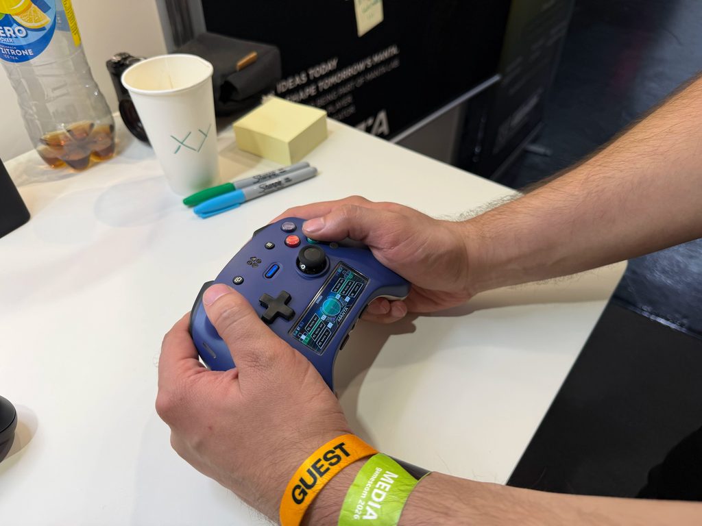 IMG_0831-1024x768 Gamescom 26 - Genki Manta Hands-on Impressions - THE Controller that could change everything
